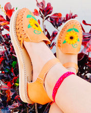 Load image into Gallery viewer, Sunflower Huarache