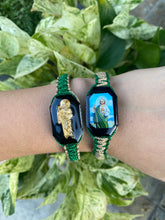 Load image into Gallery viewer, Adjustable Handcrafted Sports Logo Threaded Bracelet - Made in Mexico