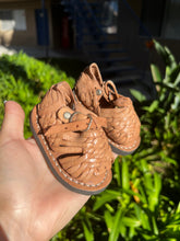 Load image into Gallery viewer, Huaraches de Bebe