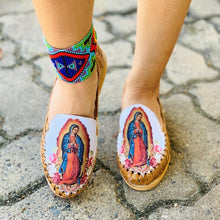 Load image into Gallery viewer, Huaraches de Virgencita