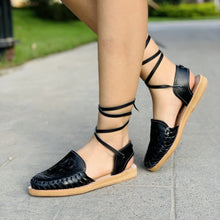 Load image into Gallery viewer, Rosa Negra